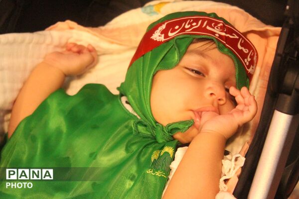 اجتماع شیرخوارگان حسینی در حرم مطهر رضوی