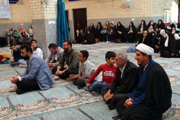 مسجدالقرآن غرق در شادی میلاد کریم اهل بیت(ع)