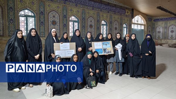 حضور پرشور دانش‌آموزان و فرهنگیان در نماز جمعه یاسوج