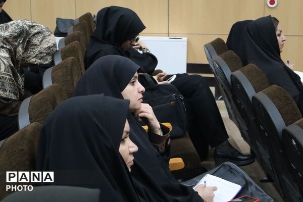دوره ضمن خدمت کیفیت بخشی و توانمند سازی در نیشابور
