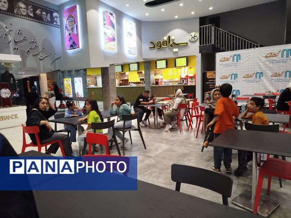 اکران فیلم انیمیشن ببعی قهرمان در سینما مهدوی نیشابور 