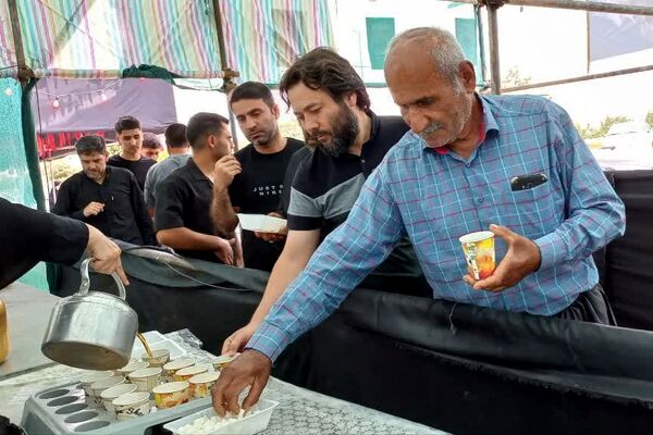 فعالیت موکب طریق الحسین در اسلام آباد غرب 