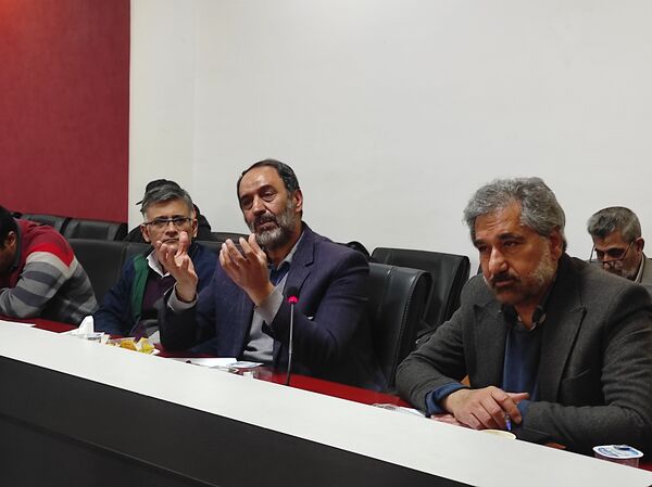  نشست خبری رئیس شورای شهر اصفهان با خبرنگاران