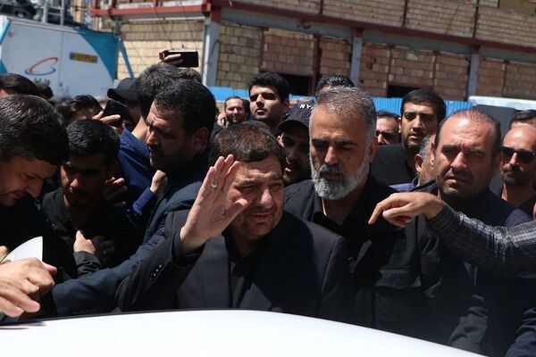 وداع با پیکر مطهر شهید حسین امیرعبدالهیان در شهرستان ری