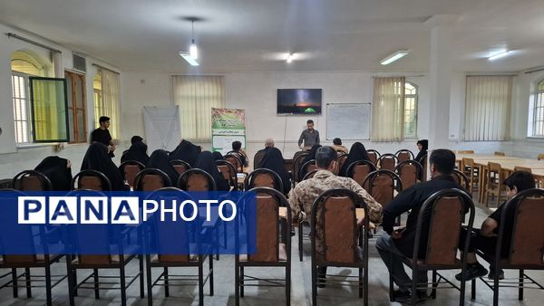 همایش کوله پشتی روایت جهاد در کهک 