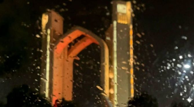 آسمان بارانی یزد از دوربین خبرنگار پانا