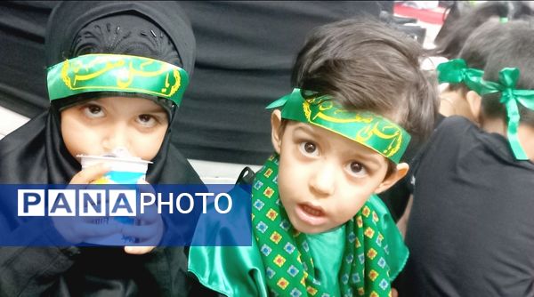 شیرخوارگان حسینی در مسجد جامع امام محمدباقر (ع)