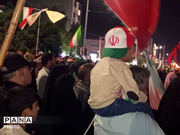 شبی با جنس همدلی در بلوار فضل نیشابور