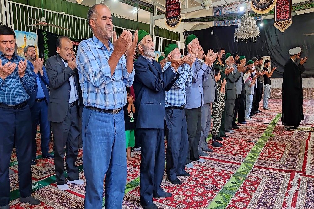 اقامه  نماز جمعه در دهه دوم ماه صفر در شهر بار نیشابور