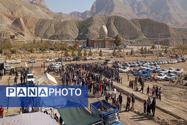 جشنواره بازی های بومی محلی در شهر بار نیشابور