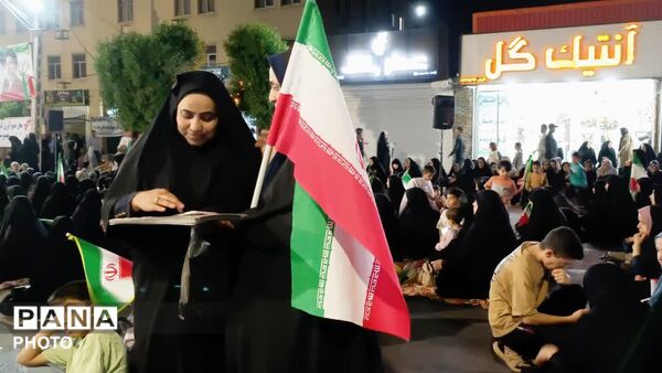 تجمع مردمی «دفاع از ایران‌جان» در جیرفت