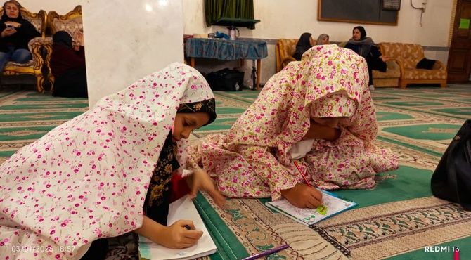 تجلی معنویت و پیوند مادر و دختری در اعتکاف مسجد جامع رامیان