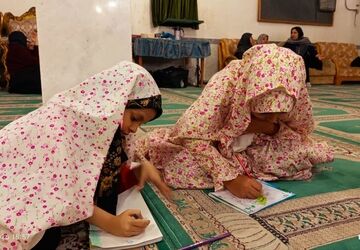 تجلی معنویت و پیوند مادر و دختری در اعتکاف مسجد جامع رامیان