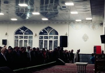 حضور پر شور مردم در نماز جماعت