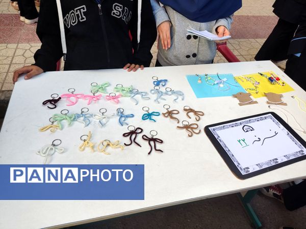 جشنواره خوارزمی «محور بازارچه» در دبیرستان دخترانه توحید