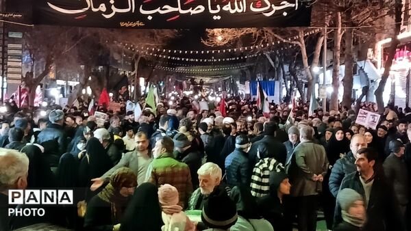 حضور پرشور مردم بجنورد در میدان شهید