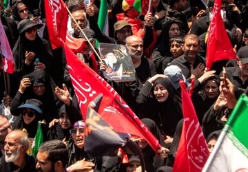 وداعی پر از ایمان و ارادت در مصلی تهران