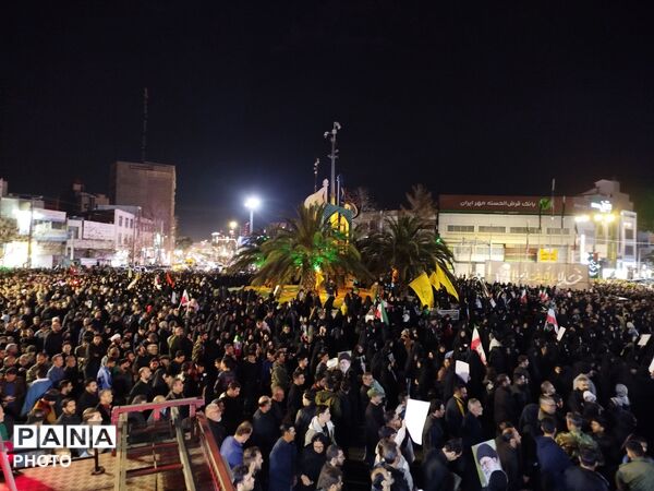 راهپیمایی بزرگ مردم ولایتمدار ورامین بر علیه آمریکا و اسرائیل جنایتکار برای خون خواهی رهبر معظم انقلاب اسلامی