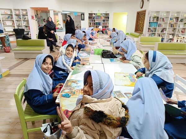 اردوی تشویقی کلاس برتر درسی مدرسه بنت الهدی صدر ۲