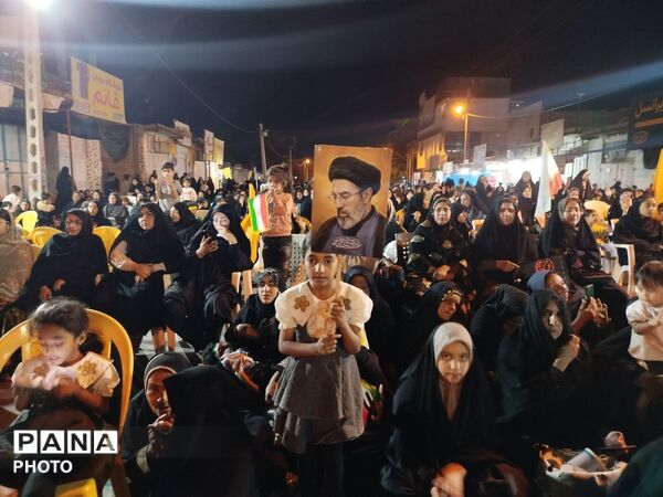 حضور دانش‌آموزان در ویژه برنامه ولادت حضرت معصومه(س)