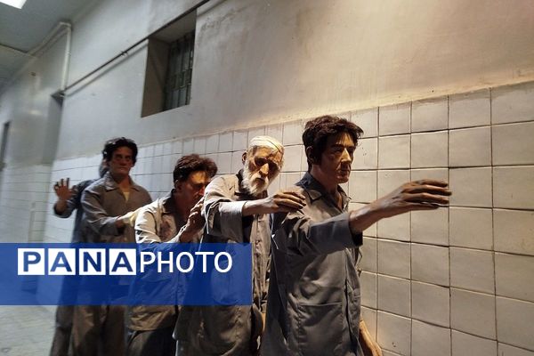  موزه عبرت میزبان دانش آموزان ملاردی 