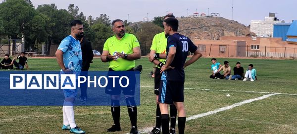 تیم دهیاری چم چنگ قهرمان مسابقات مینی فوتبال جام آزاد شهرستان سامان شد