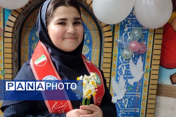 جشن ولادت منجی، در مدرسه مریم بهارستان دو