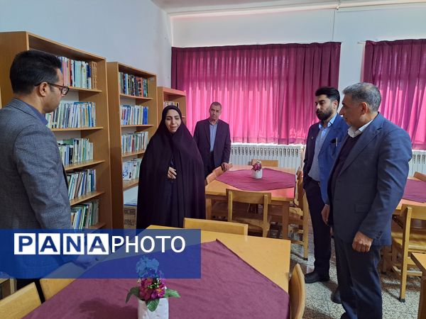 افتتاح کتابخانه دبیرستان علی افشار نژاد ناحیه ۶