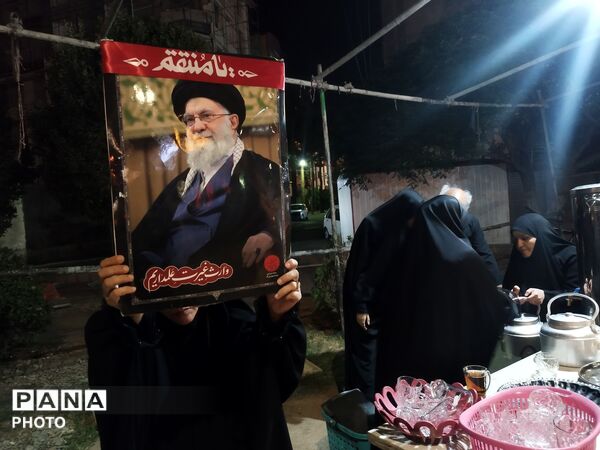 چایخانه و موکب مردمی  شهید سبحانی فر در  میدان آزادی شهرستان نیشابور 