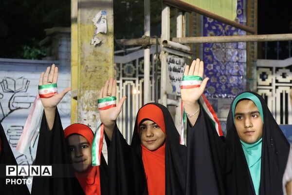 جان‌برکفان گفتند از این عشق و حالا‌ ذکر لب ما لحظه‌لحظه هست: ایران