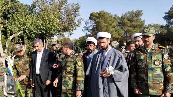 مراسم اولین سالگرد شهادت  سید حسن نصرالله، شهید حاج عباس نیلفروشان و سید هاشم صفی الدین در گلستان شهدا اصفهان 