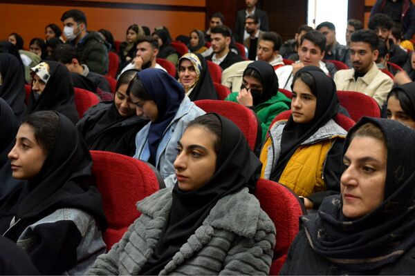 تجلیل از افتخارآفرینان کنکور