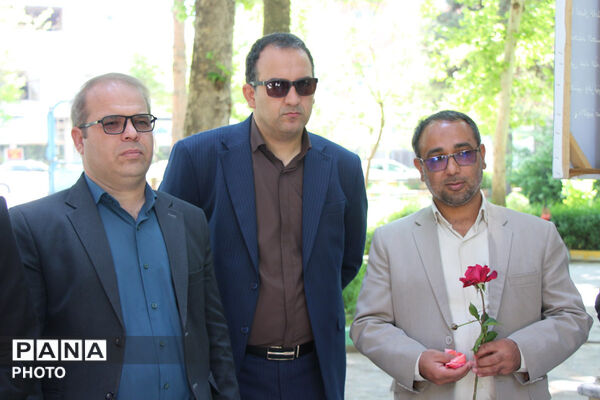 آیین غبارروبی مزار شهدای گمنام