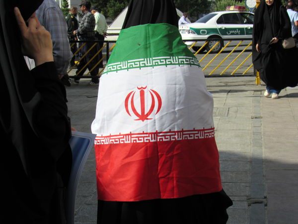 خروش بی‌نظیر سنندج در بدرقه شهید آسمانی رضا بسطامی