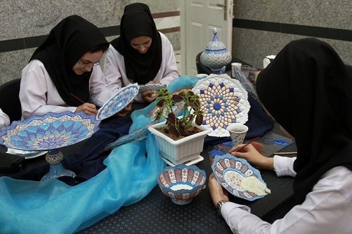 مشاغل خانگی باعث افزایش استقلال مالی می‌شوند