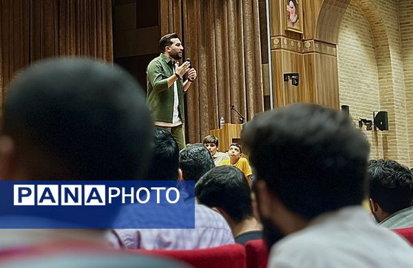 همایش نبرد رسانه‌ای در یزد