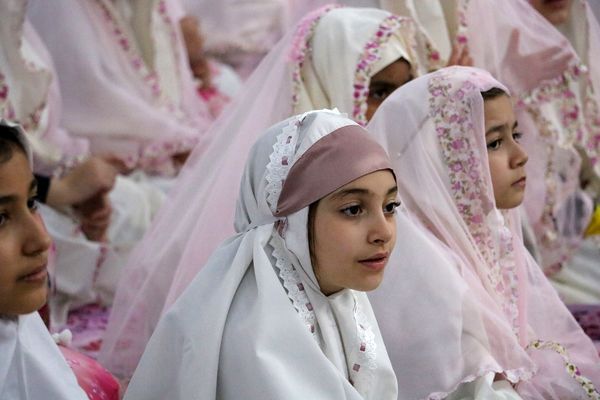 جشن فرشته‌ها، جشن بندگی 