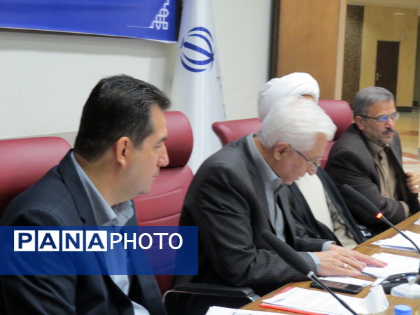 برگزاری دومین جلسه شورای آموزش و پرورش استان در محل استانداری 