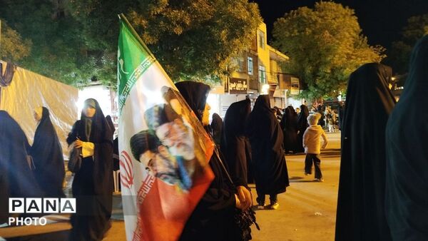 نجوای وفاداری در نورآباد؛ شب نود و سوم تجلی عشق به رهبری