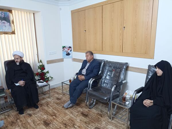 دیدار خبرنگاران شهرستان خلیل‌آباد با امام جمعه شهرستان به‌مناسبت روز خبرنگار