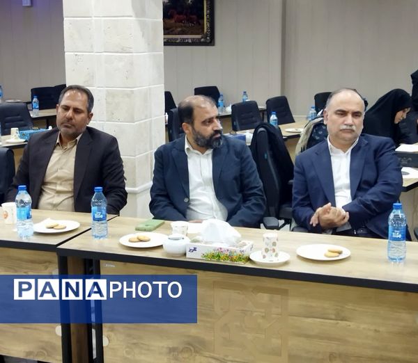 محفل شعر و ادب «یاد یاران»