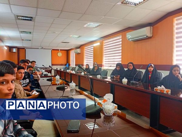 مراسم تجلیل از خبرنگاران پانا کاشمر 