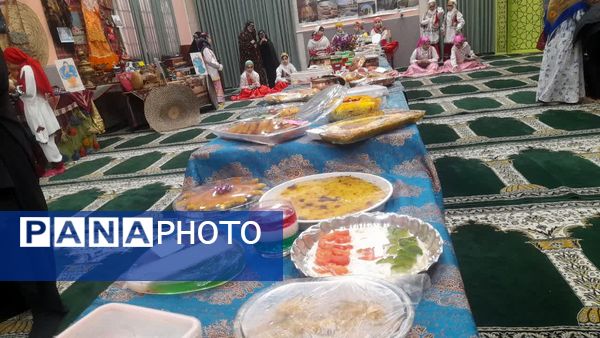 جشنواره قومی و محلی در دبستان آرمیتا مصلی نژاد ناحیه 7
