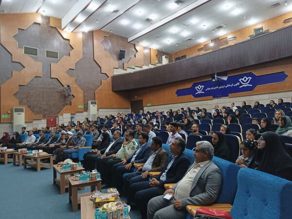 آیین اختتامیه سیزدهمین دوره جشنواره دانش‌آموزی نوجوان سالم