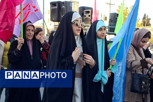 خوشحالی و شادی‌پیمایی در جشن تولد امام مهربان