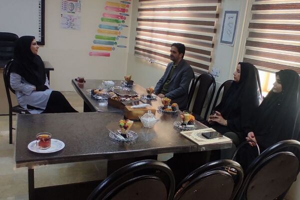 هنرهایی که نفس میکشند؛ با هنرمندی دانش‌آموزان دبستان امید بهارستان‌دو
