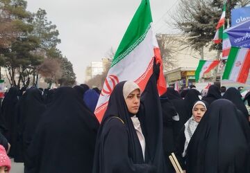 حماسه غرور آفرین مردم بروجرد در چهل ششمین فجر انقلاب اسلامی 