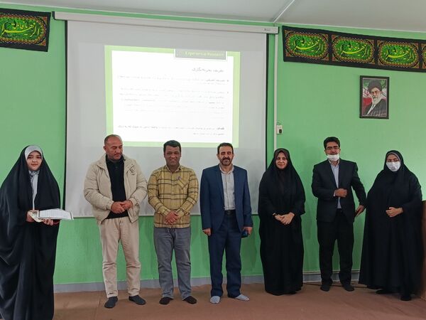 نواخته شدن زنگ هفته پژوهش در دماوند