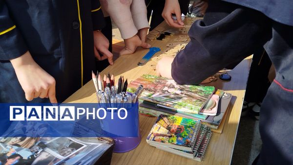 نمایشگاه و بازارچه کارو فناوری در دبیرستان پیرایش یک