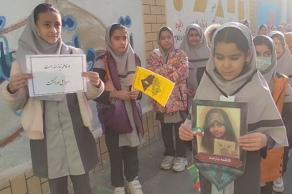 هنرهایی که نفس میکشند؛ با هنرمندی دانش‌آموزان دبستان امید بهارستان‌دو
